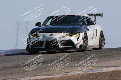 media/Jun-25-2023-Speed SF (Sun) [[f001402e15]]/Yellow Group/Session 2 (Outside Grapevine)/